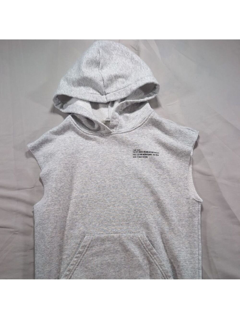 H&M Sleeveless Gray Hoodie Sweatshirt with New York Text
